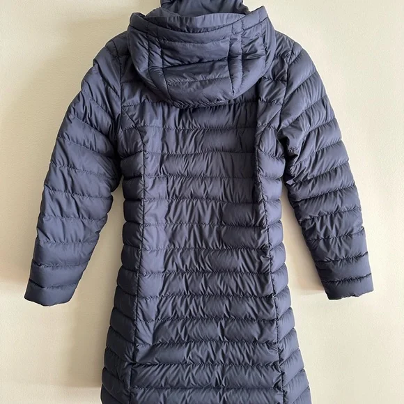 Women’s xs navy long Patagonia coat - Picture 9 of 10